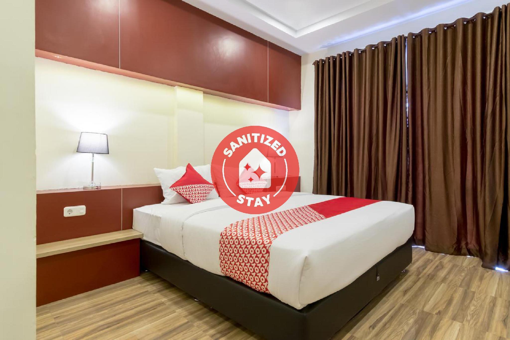 Oyo 727 Merlion Hotel Medan Bagian luar foto